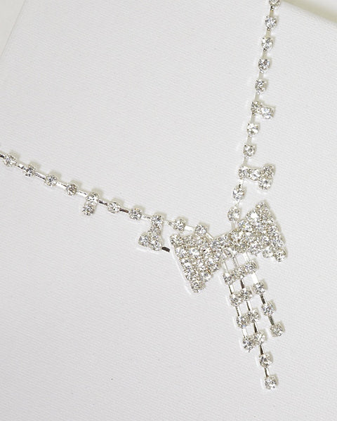 Rhinestone Embellished Bow Shaped Pendant Necklace