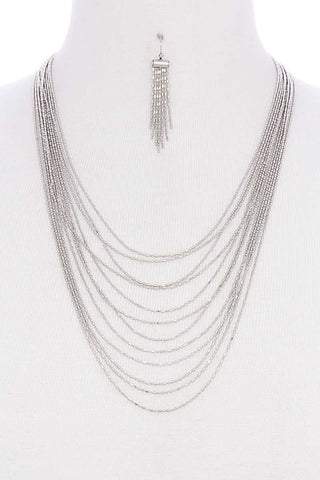 Multi layer metal necklace