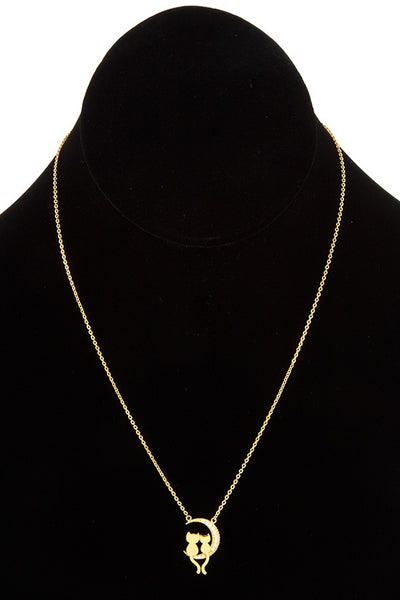 Love cat sit on moon pendant necklace