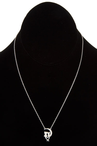 Love cat sit on moon pendant necklace