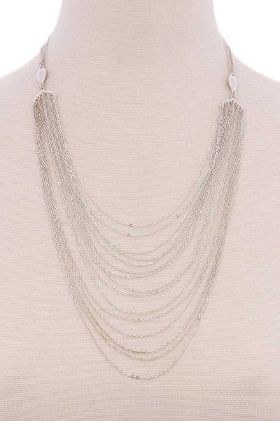 Multi layered short necklace