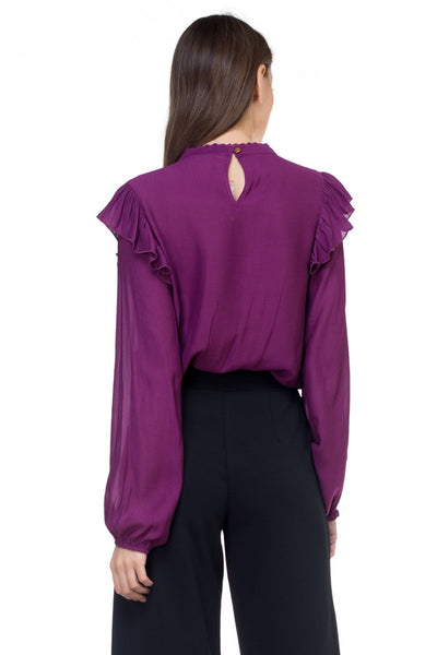 Long sleeve mock neck shirt