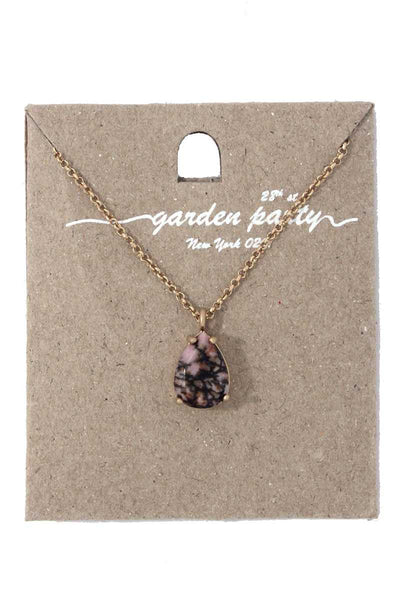 Teardrop shape pendant necklace