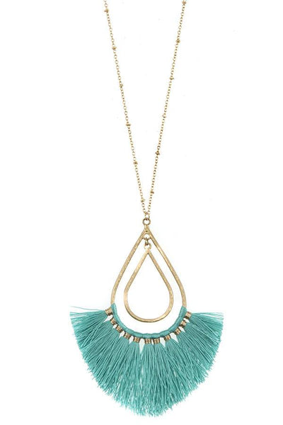 Elongated teardrop fringe pendant necklace set