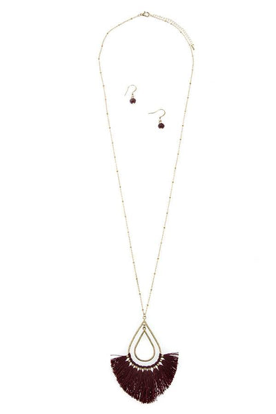 Elongated teardrop fringe pendant necklace set
