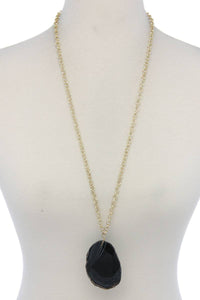Stone Circle Metal Necklace