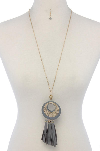 Cutout Circle Raffia Tassel Pendant Necklace