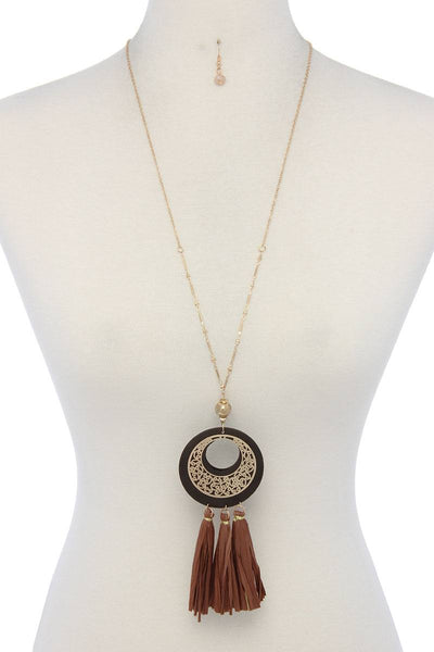 Cutout Circle Raffia Tassel Pendant Necklace