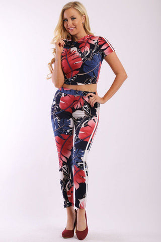 Leaf Print And Striped Side Contrast 2 Pieces Set Includes A Hooded Cropped Top With Short Sleeves And A High Waist Full Leggings