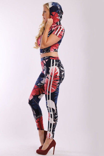 Leaf Print And Striped Side Contrast 2 Pieces Set Includes A Hooded Cropped Top With Short Sleeves And A High Waist Full Leggings