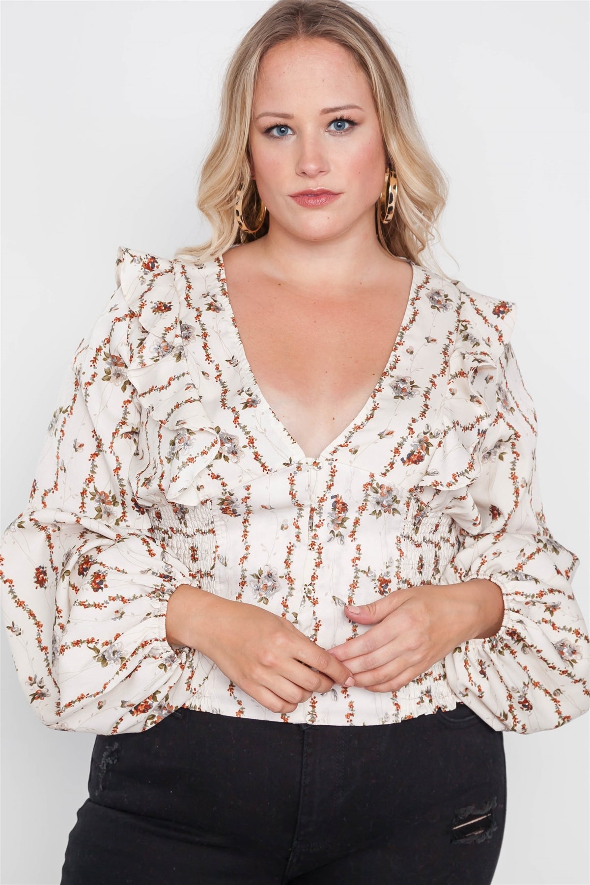 Plus Size Floral V-neck Ruffle Long Sleeve Top