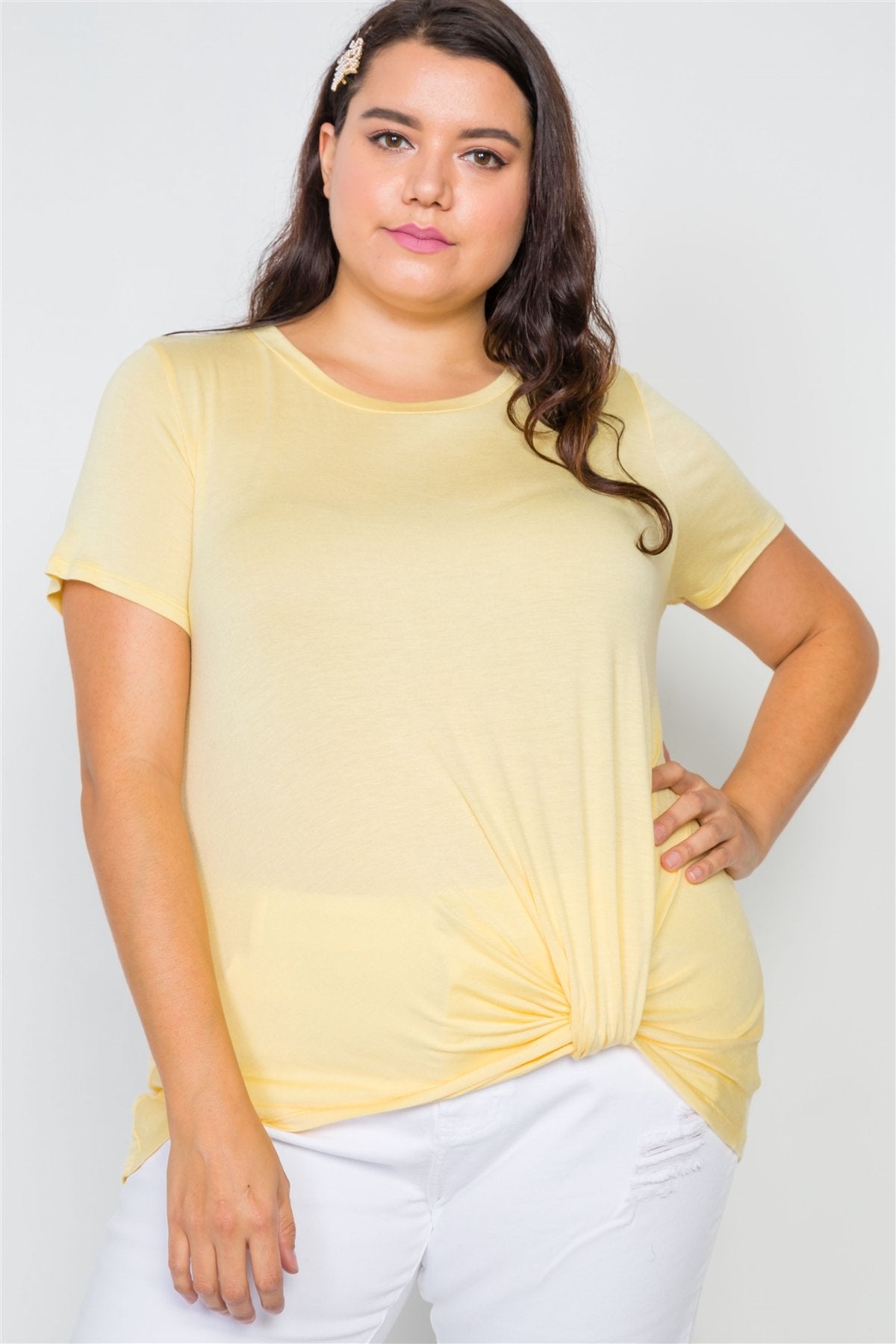 Plus Size Solid Front-twist Short Sleeve Top