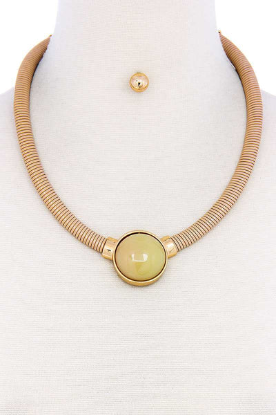 Stylish Modern Choker Necklace And Earring Set