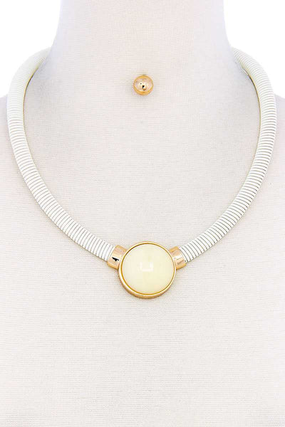 Stylish Modern Choker Necklace And Earring Set