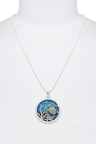 Stylish Sea Turtle Circle Pendant Necklace